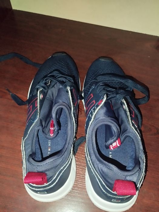 Продам кроссовки Tommy Hilfiger TM Lister-M