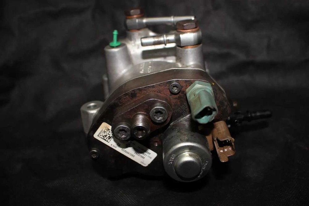 Паливний насос ТНВД Dacia Duster Logan Sandero 1.5 dCi 2010-