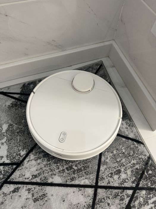 Робот пилосос Xiaomi Vacuum S10 з вологим прибиранням.