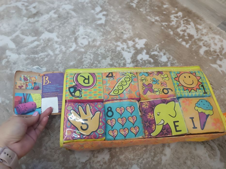 Розвиваючі кубики,сортери 8 шт.