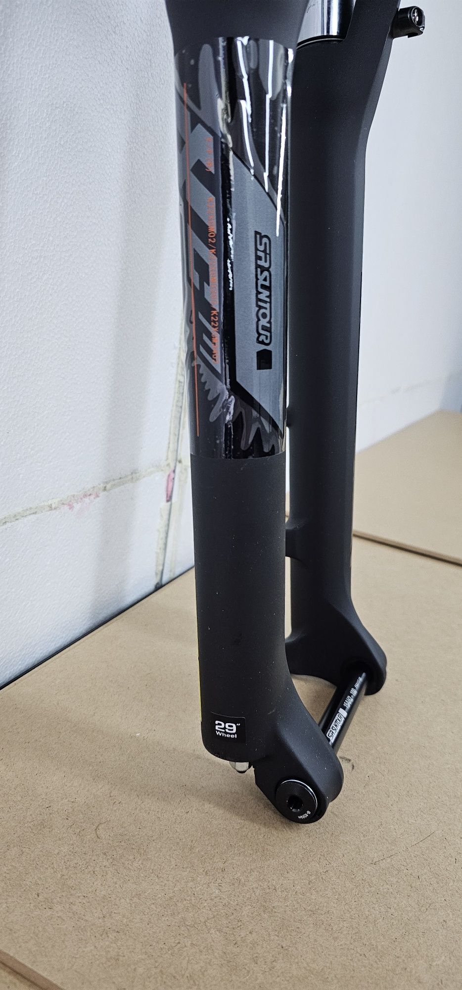 Nowy. Amortyzator Suntour XCM 32 . 29 "