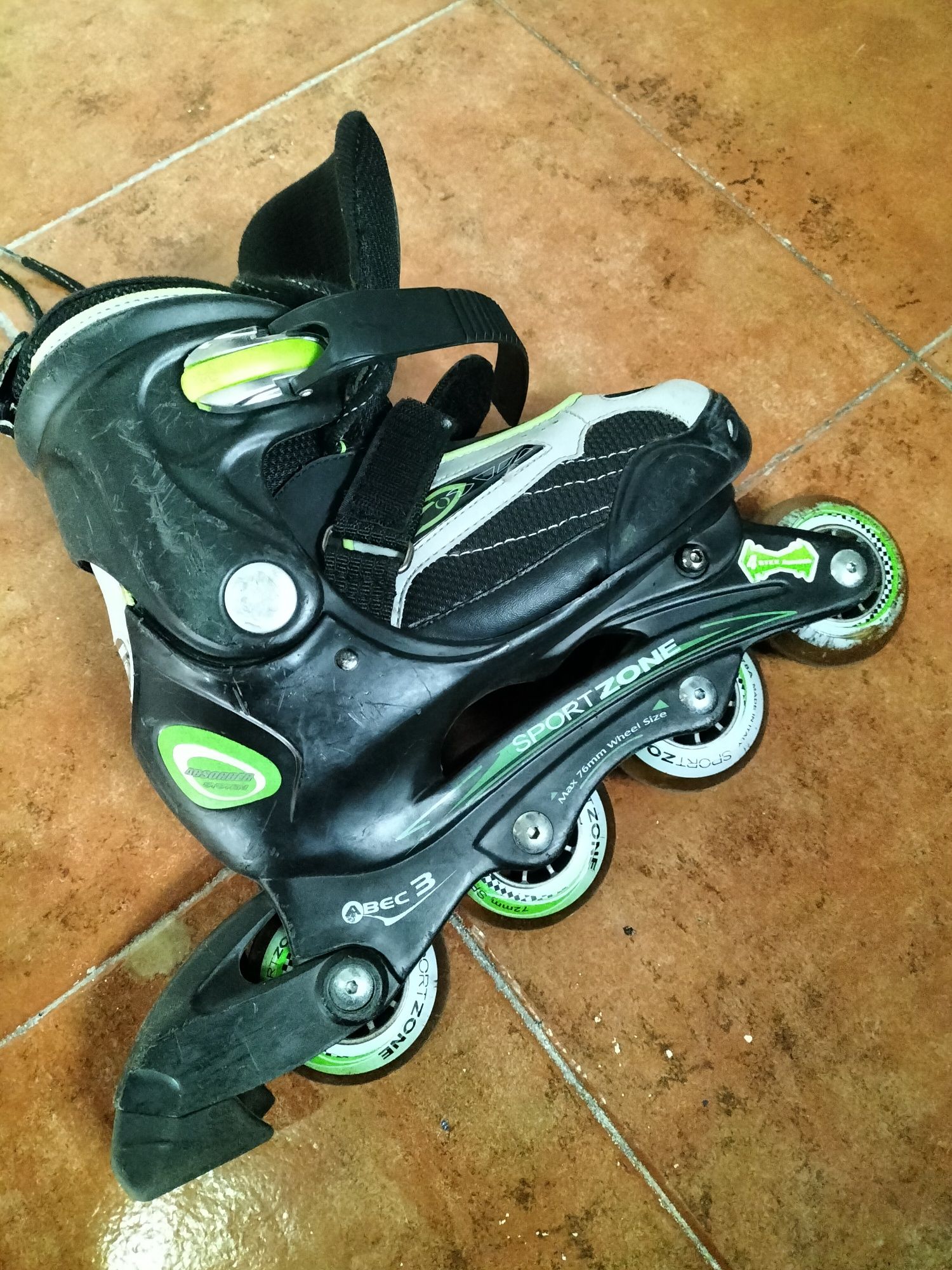 Patins em linha usados