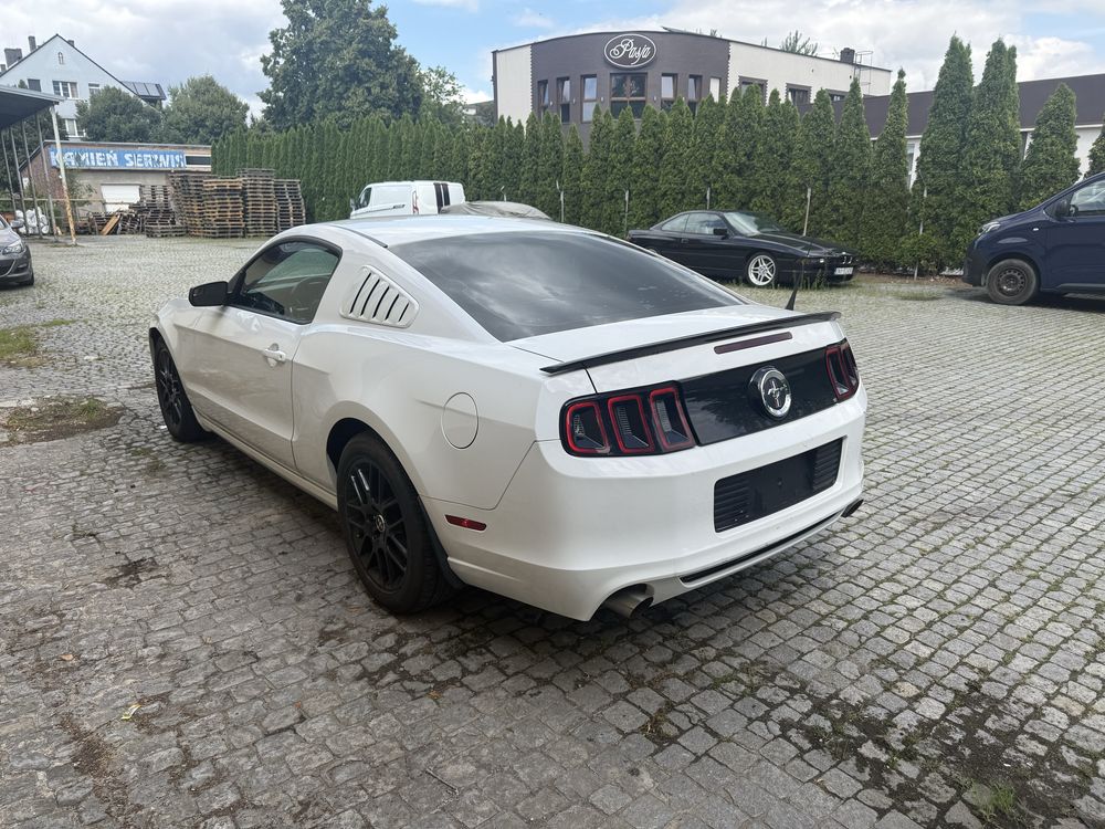 Ford Mustang 2014 3,6 V6 63 tys km !!!