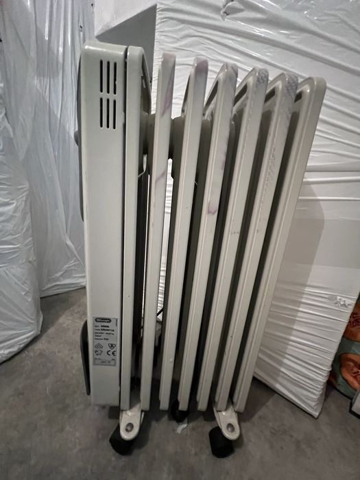 Radiador/Aquecedor a óleo DeLonghi 1500W