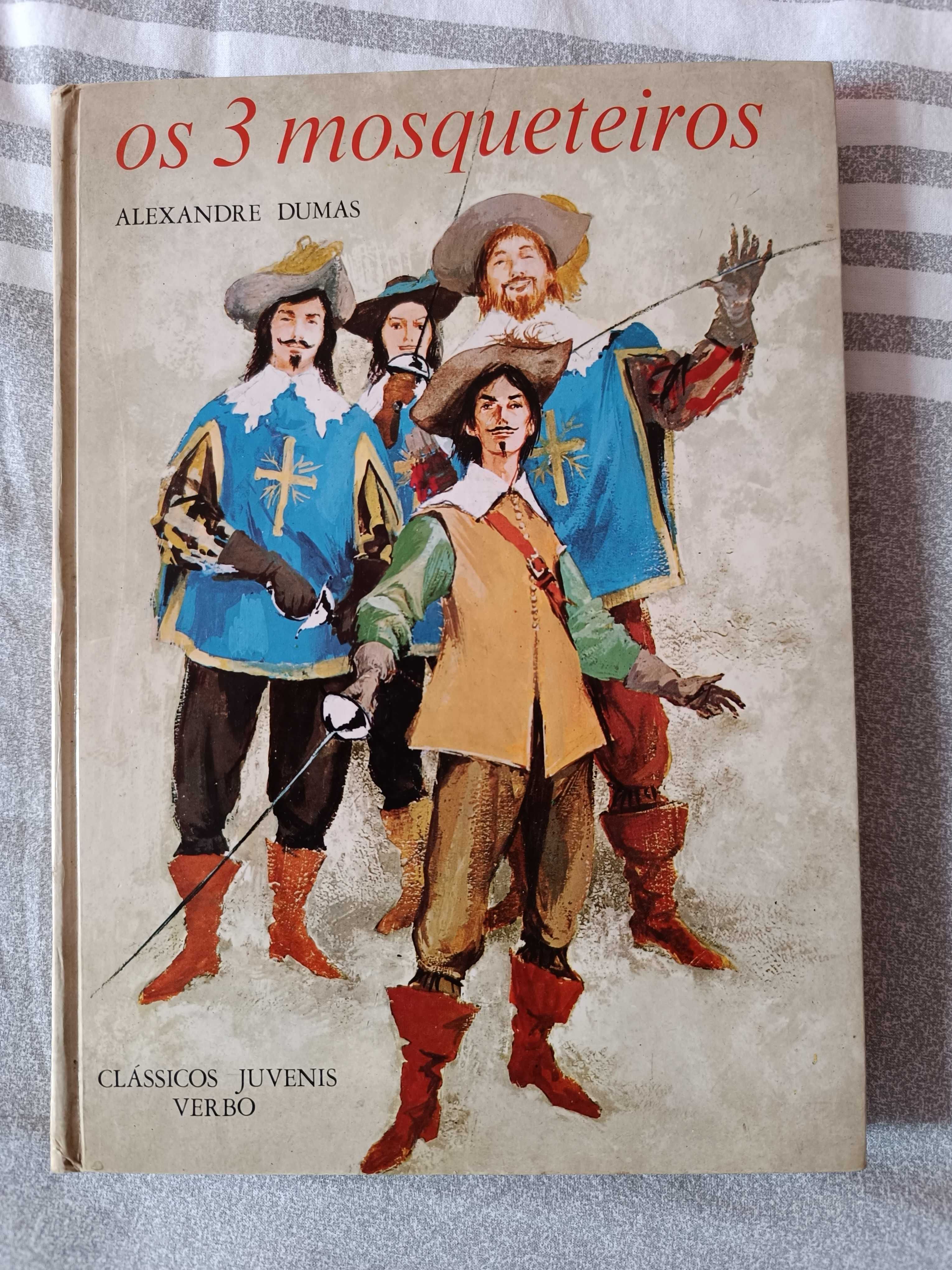 Livro Os três Mosqueteiros de Alexandre Dumas