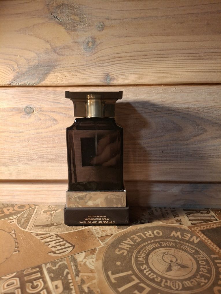 Tom Ford Oud Wood (Edu De Parfum)