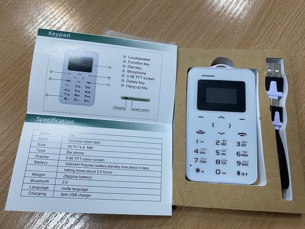 кардфон  AEKU С6 (мобильный телефон размером кредитной карты)