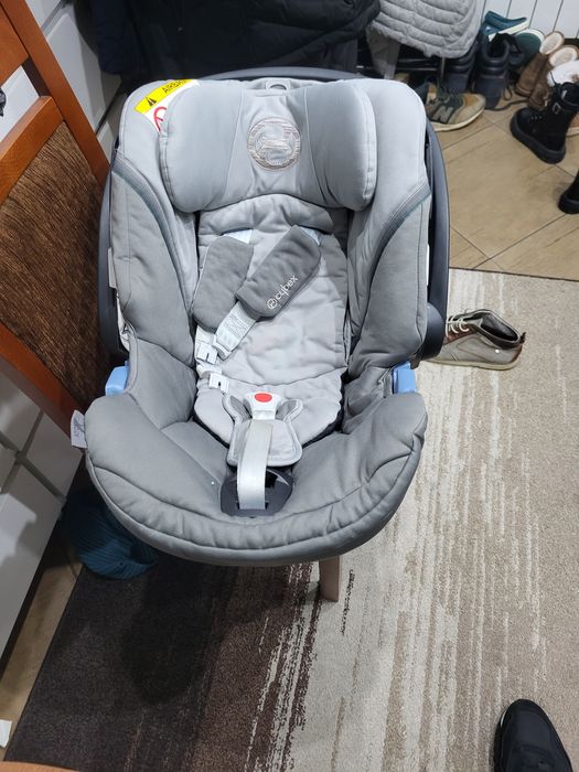 Cybex aton 5 + baza