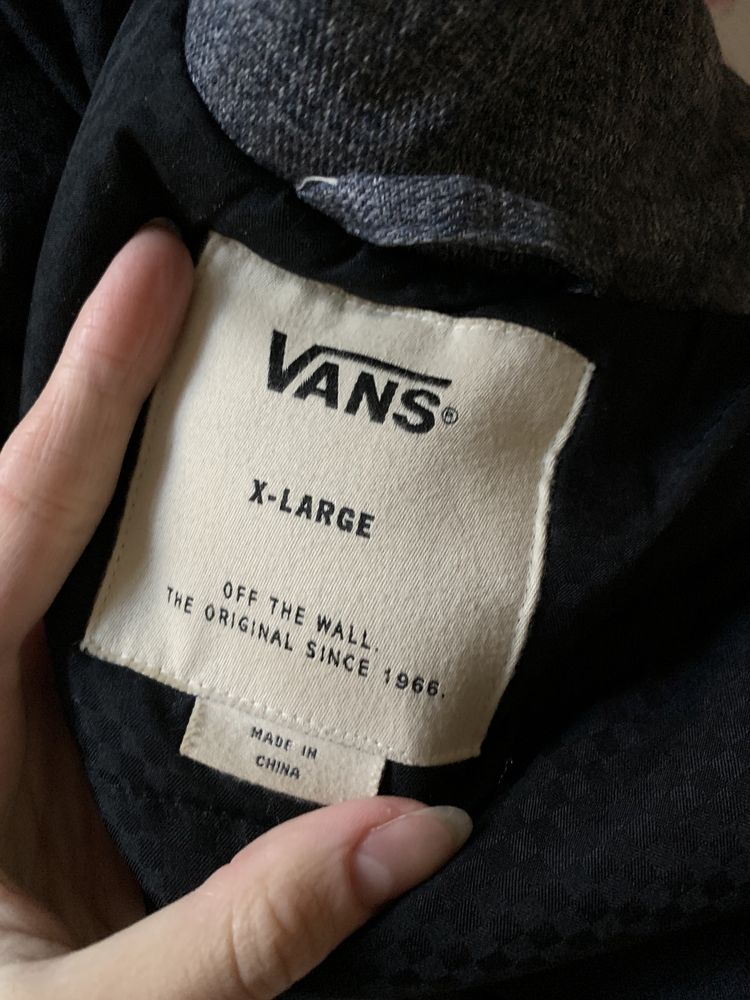 Куртка hmдутик пуховик курточка vans