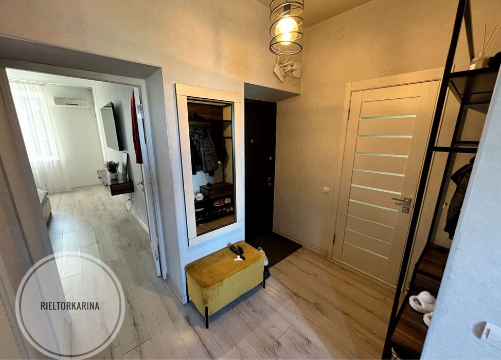 ТЦ Кіт/Скороходова 2к квартира з індивідуальним газ. Опаленням