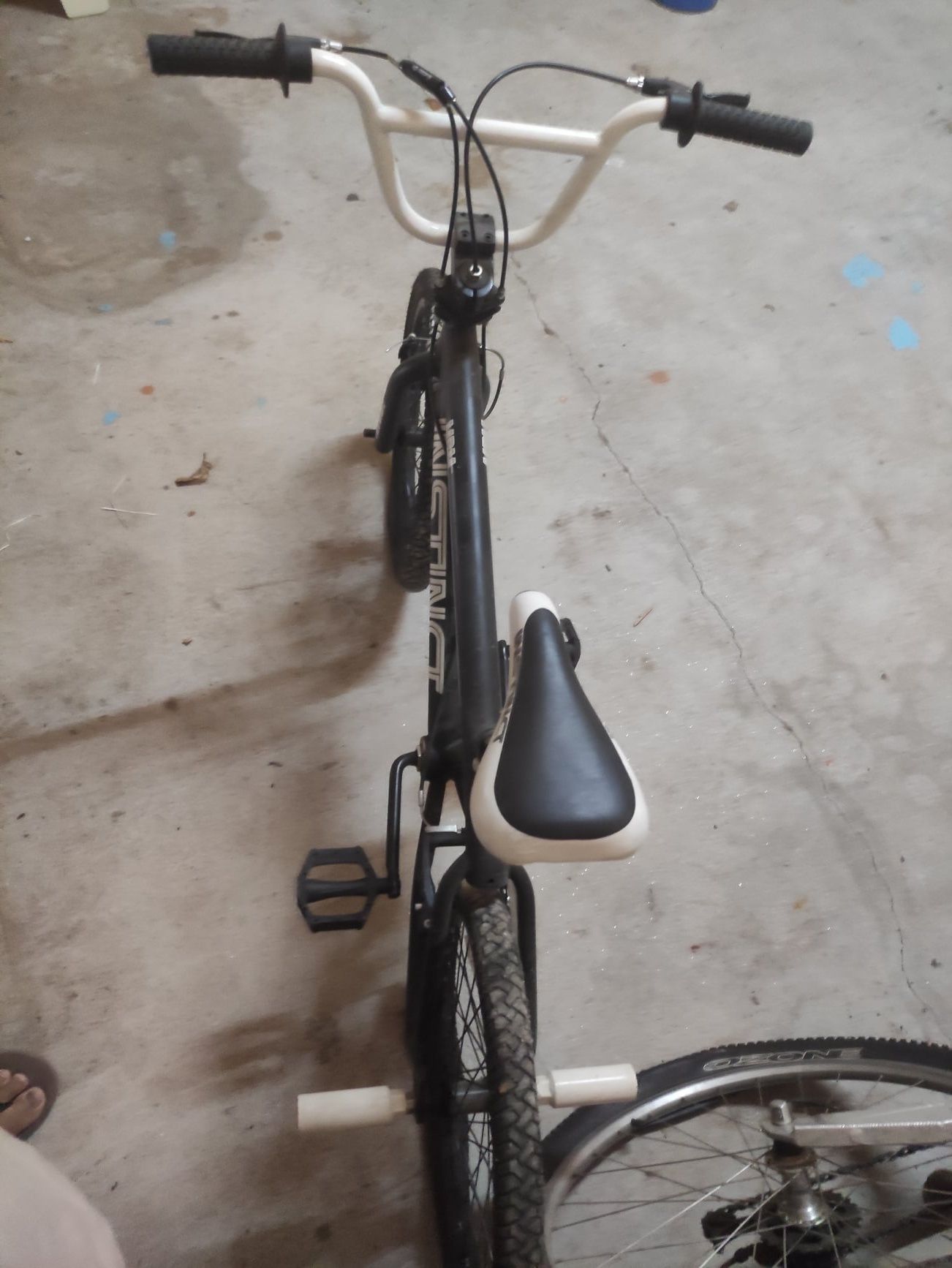 Bicicleta BMX Instinct