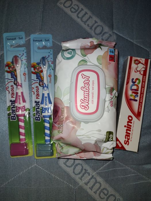 дитячій набір зубна паста функціональна 2 зубні щітки вологі серветки.