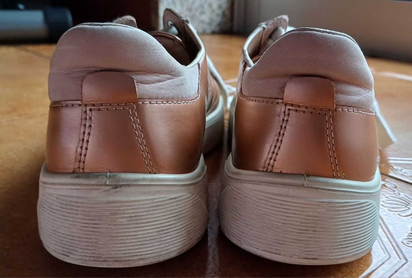 Sapatilhas Rose Gold ECCO 37