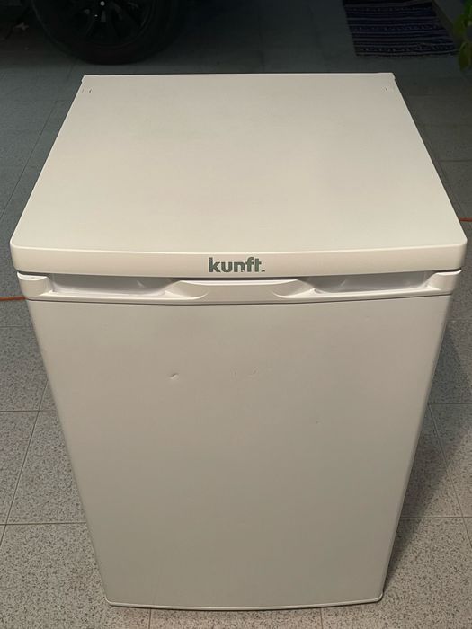 Congelador Vertical Kunft KUF2532 – 91L