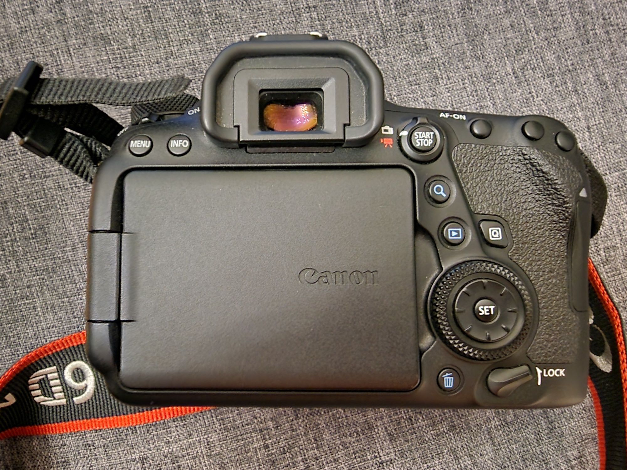 Canon 6D Mark II (body) niski przebieg + torba GRATIS