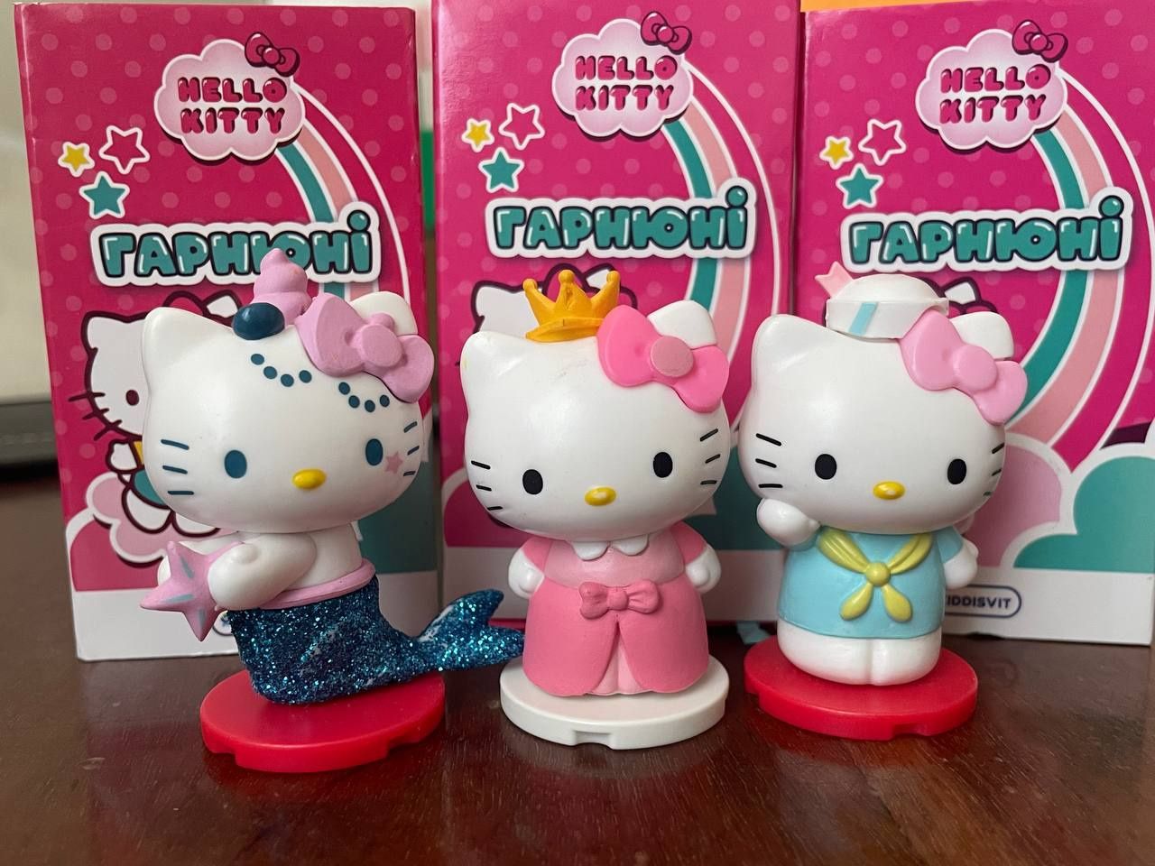 Hello Kitty фігурки