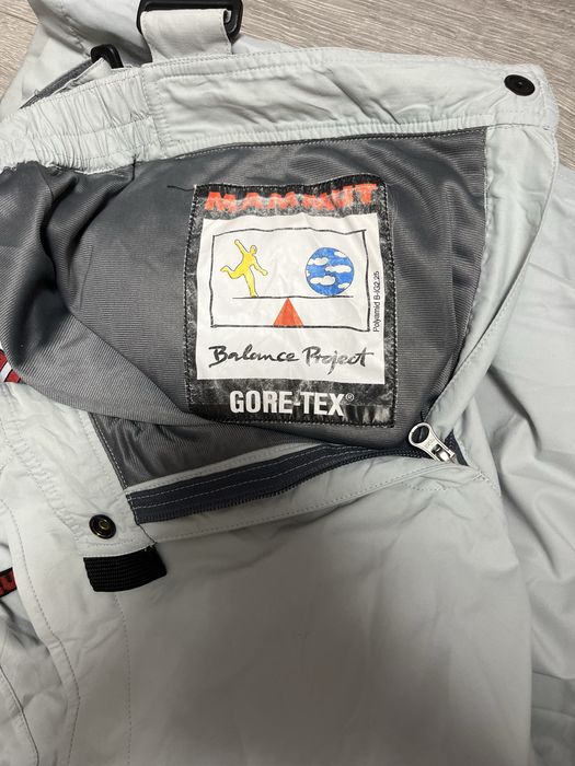 Продаю гірськолижні / сноубордичні штани Mammut.