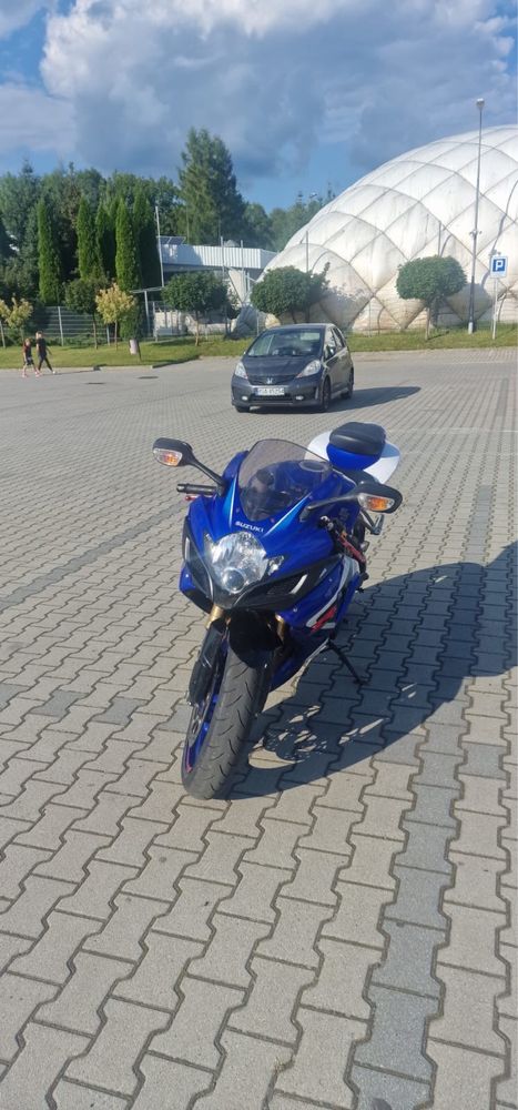 Sprzedam suzuki gsxr k7 600