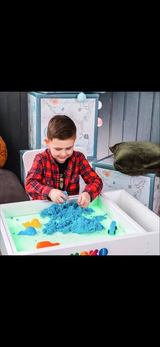 Столик дитячий. для гри