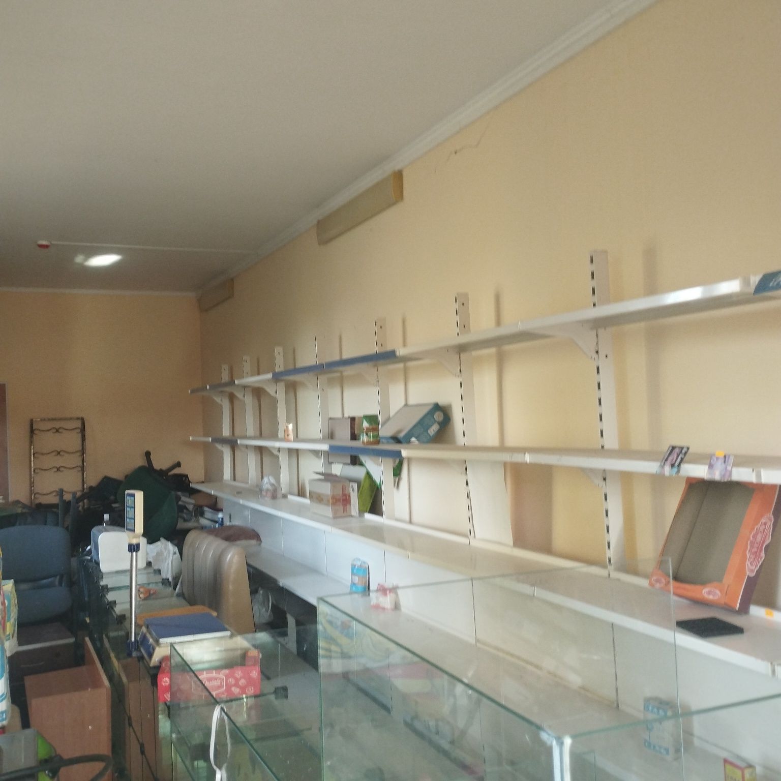 Приміщення 753м в Щітках