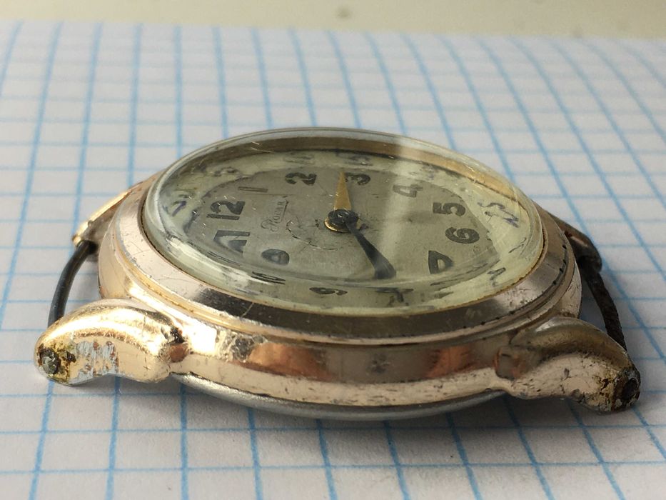 Часы механические Урал СССР на запчасти - на ходу
