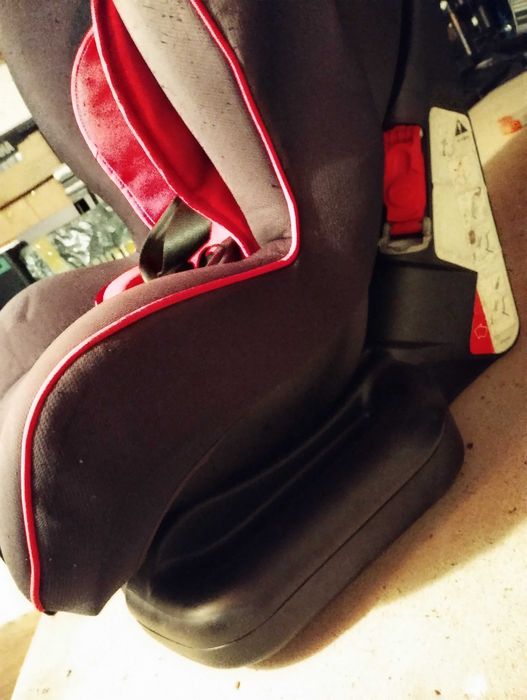 Cadeira GRACO para transportar bebé e criança em carro