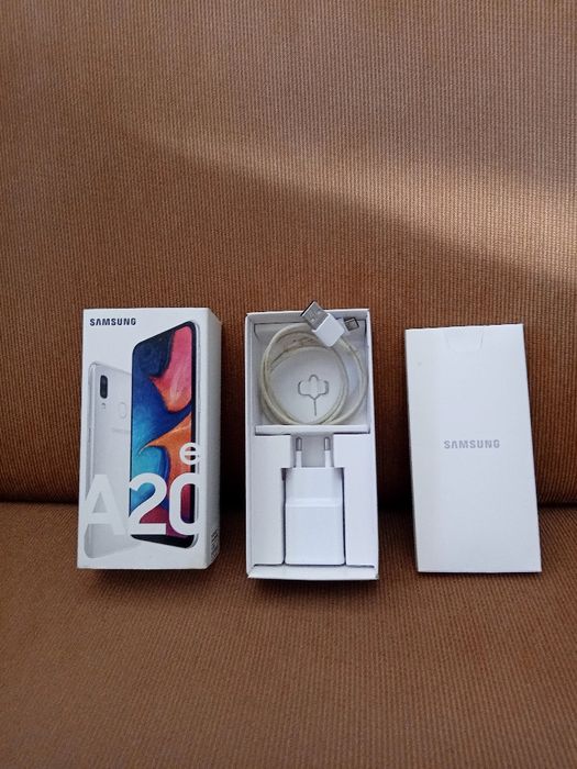 Telemóvel Samsung A20e
