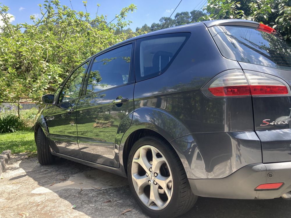 Ford S Max 1,8 tdci  titanium