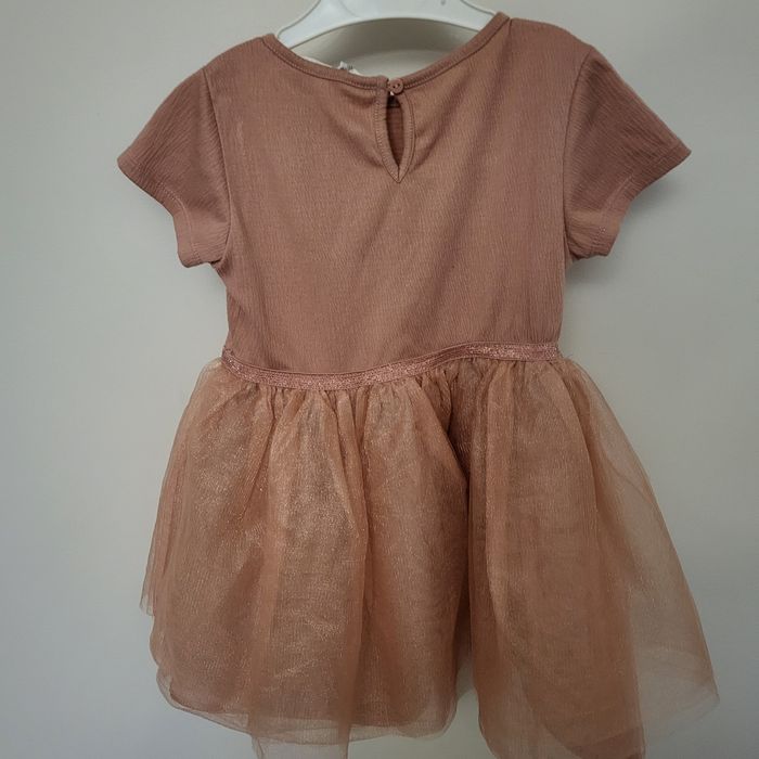 Elegancka sukienka firmy H&M rozmiar 110