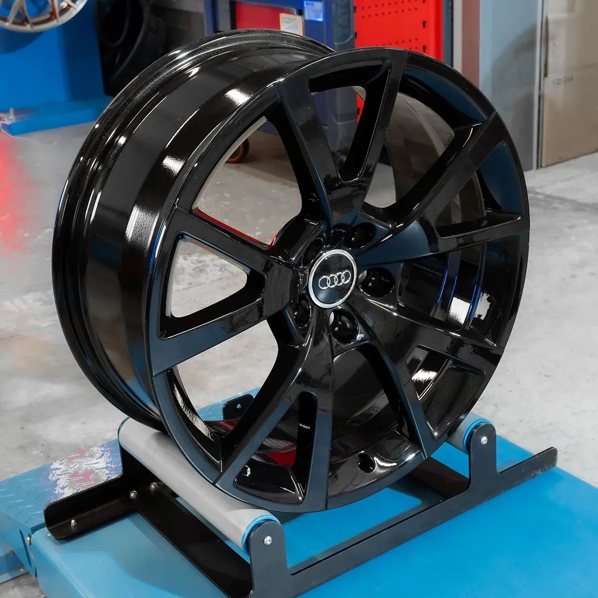 NOWE Oryginalne Felgi Audi 19 A4 A5 A6 A7 A8 Q5 Q7