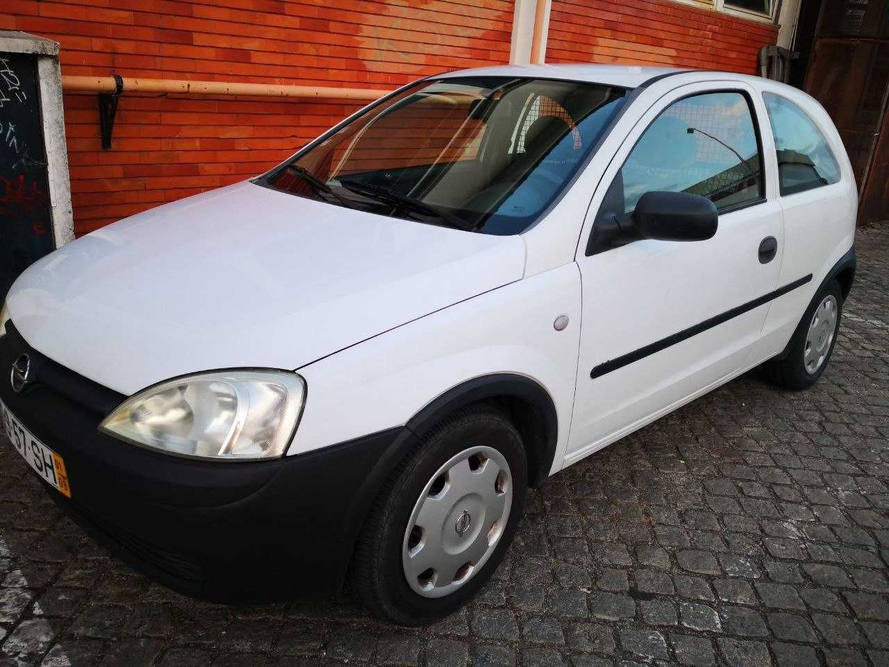 Excelente oportunidade: OPEL CORSA-C VAN