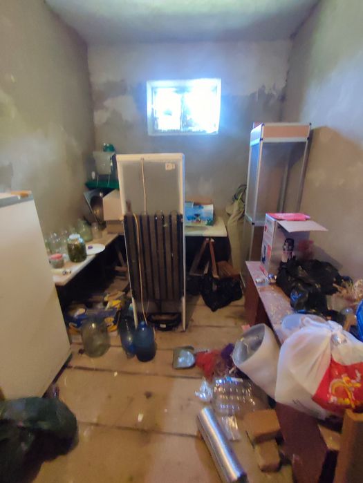 Продаж поруч з Франківськом житлового будинку 150 м2 та землі 39 сот