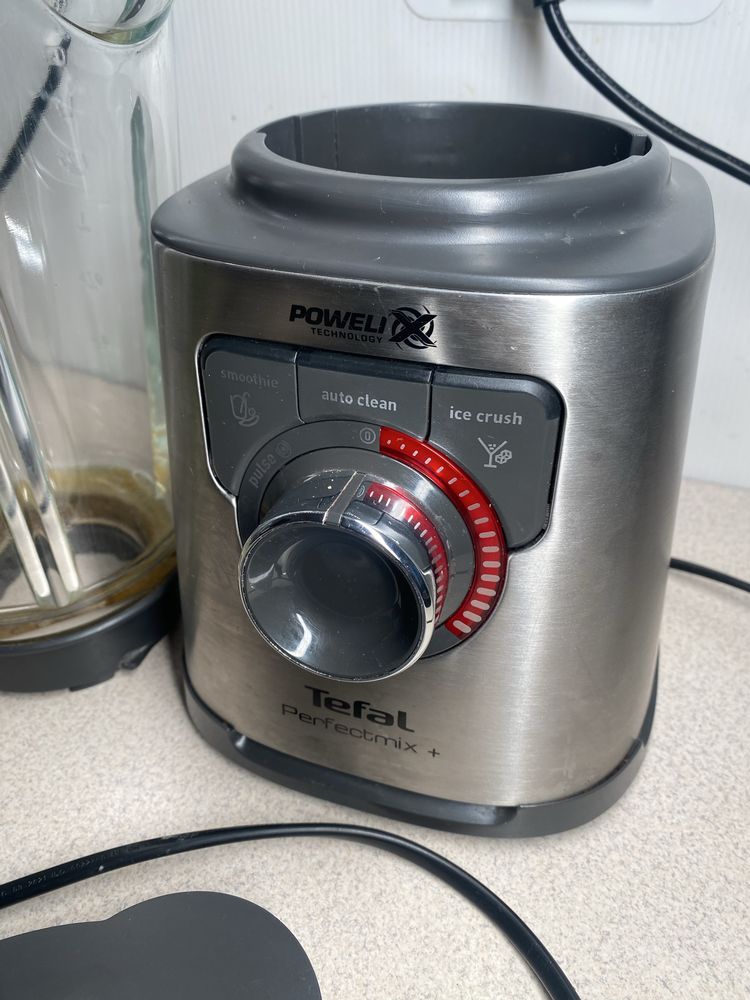 Blender kielichowy TEFAL Perfect Mix+ BL811