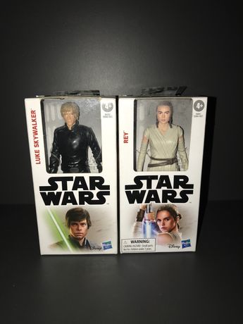 Figuras Star Wars Disney Hasbro dentro da caixa
