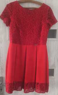 Czerwona sukienka z koronką M-L 38-40.