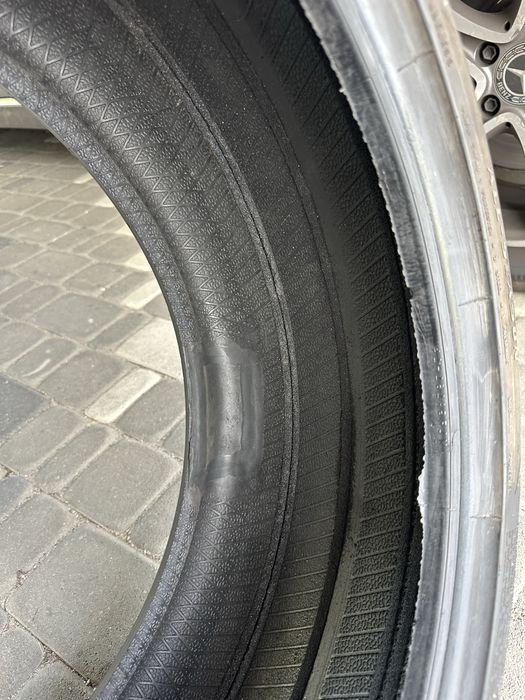 Продам резину 1 шт, GoodYear Eagle Sport 265/35/R21