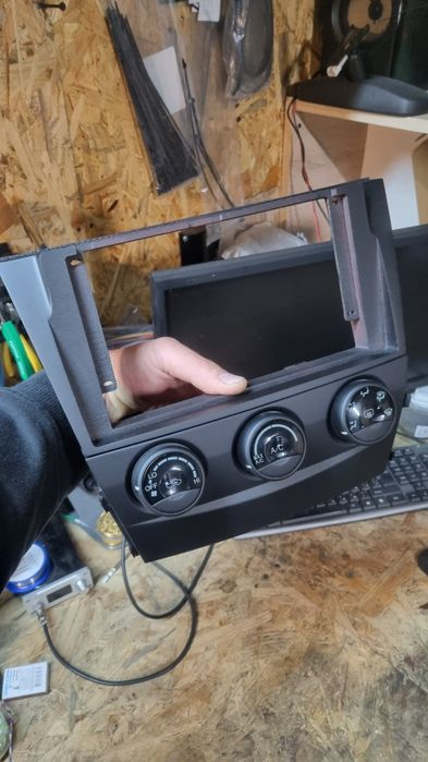 Рамка магнітоли 10 дюймів для camry40