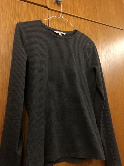 Camisola preta básica