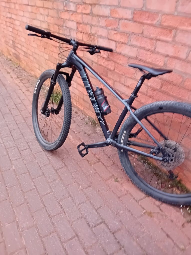Trek x-caliber 8