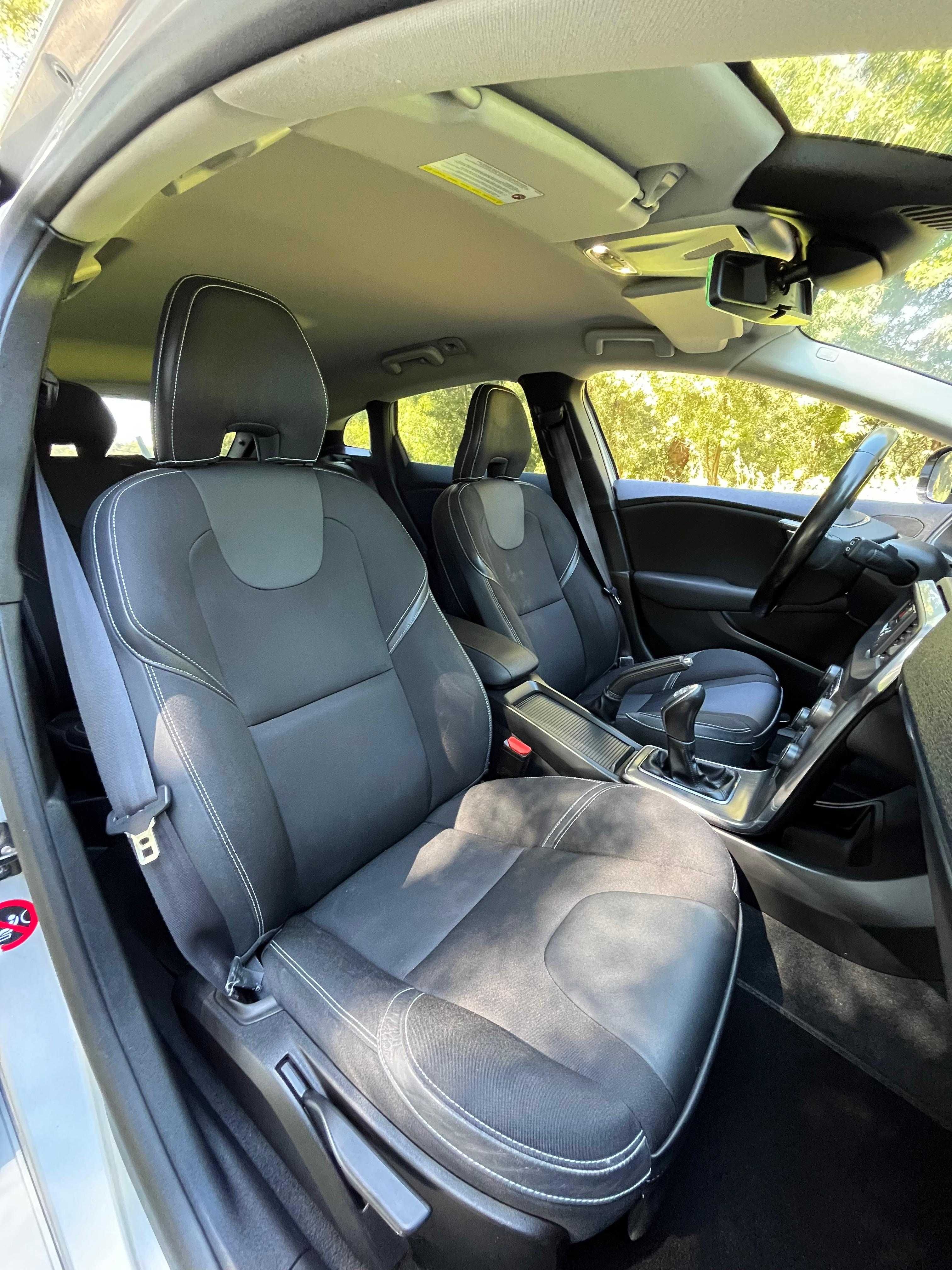 Volvo V40 1.6 D2 Momentum