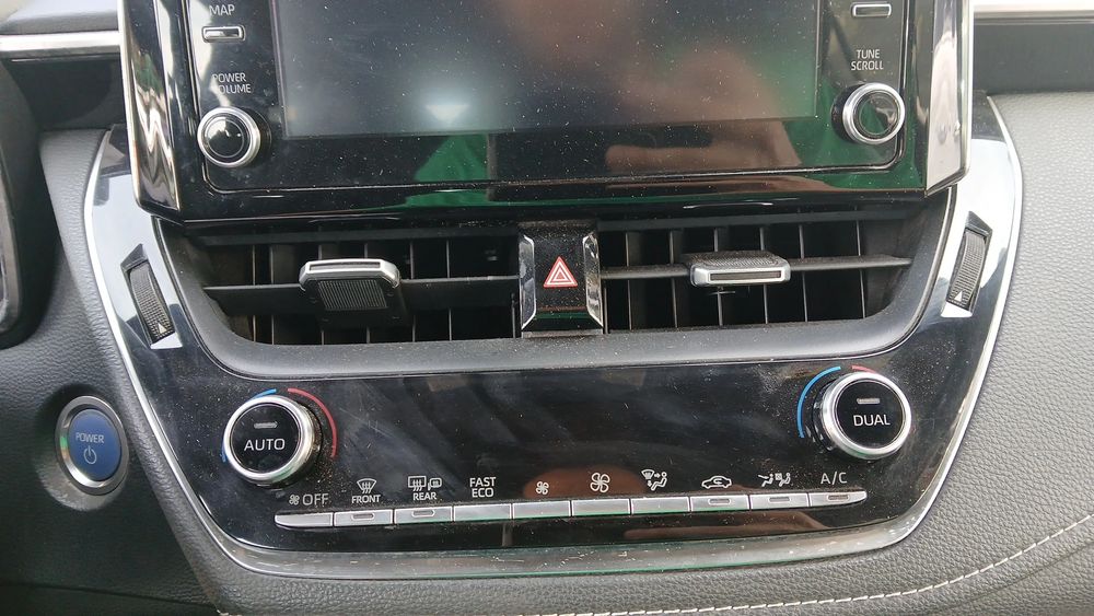 Comando chauffage / sofagem TOYOTA Corolla Touring Sports (_E21_)