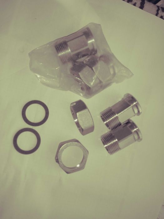 Śrubunki mosiężne  do wodomierza 1" z uszczelkami NOWE 2 kpl