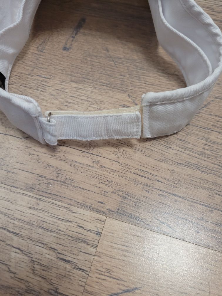Daszek Adidas biały