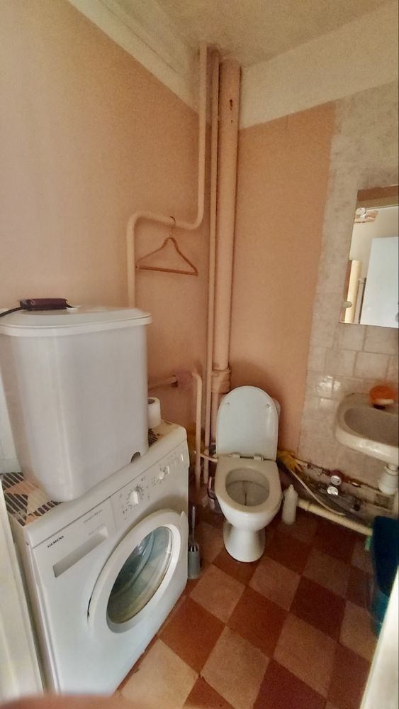 Продаж квартири Дарницький район, Харківське шосе