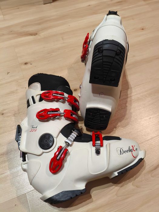 Buty snowbordowe twarde Deeluxe  r.42