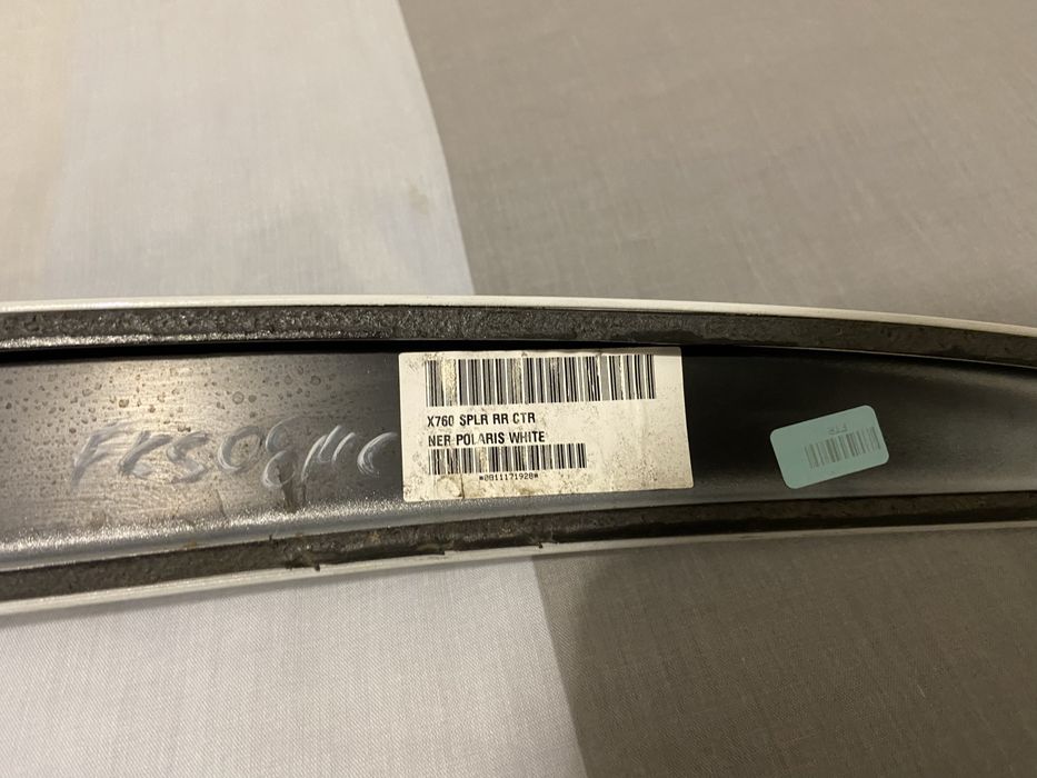 Aileron da jaguar xe (original)