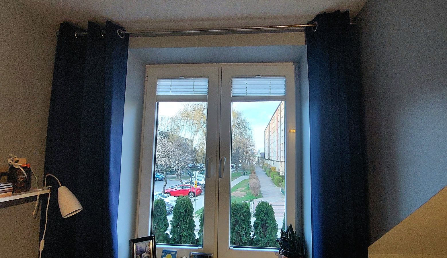 Lampa lampy wisząca sufitowa uplafon kula energooszczędne led piękna