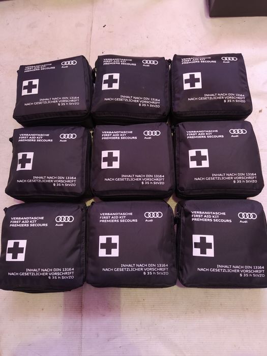 Докатка Audi Q5 (80A) (Домкрат ключ інструмент, Компрессор