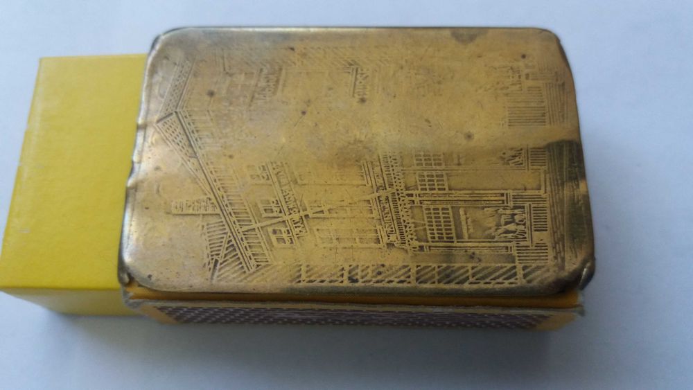 P, starocie różności etui osłonka na pudełko zapałek metal vintage