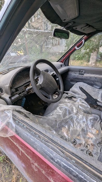 ЦІЛА! Не розбір! Nissan Serena 1997 не на ходу двигун розібраний! ціла